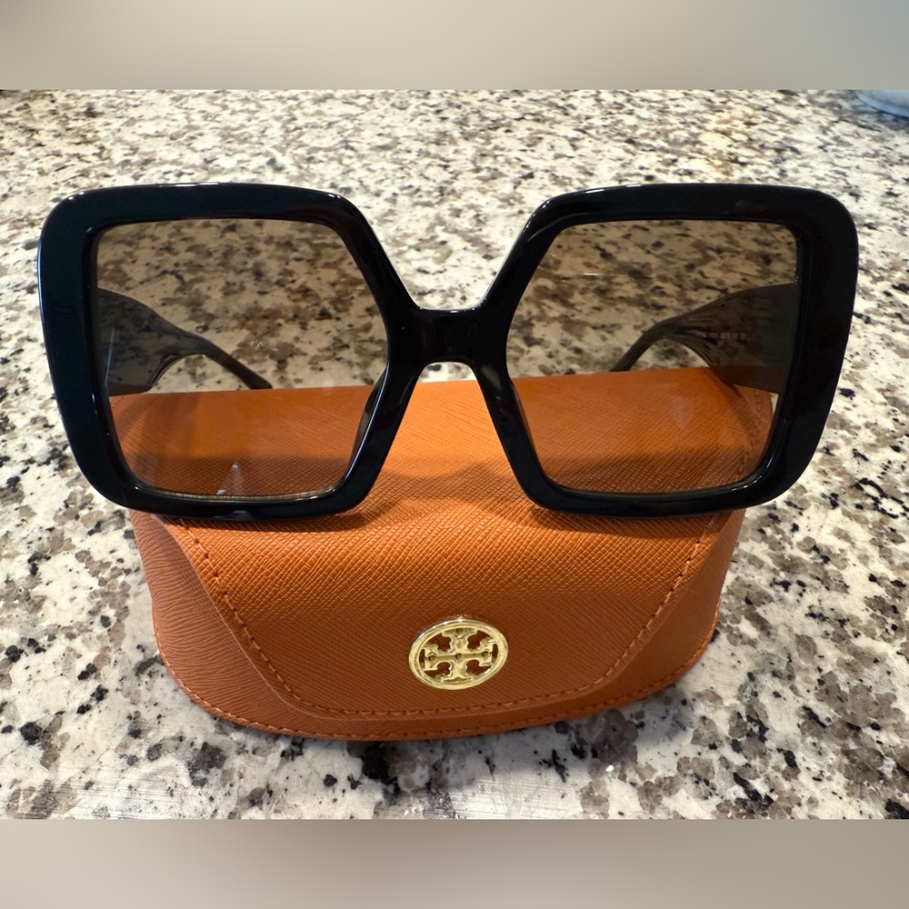Tory Burch Black Oversized Sunglasses